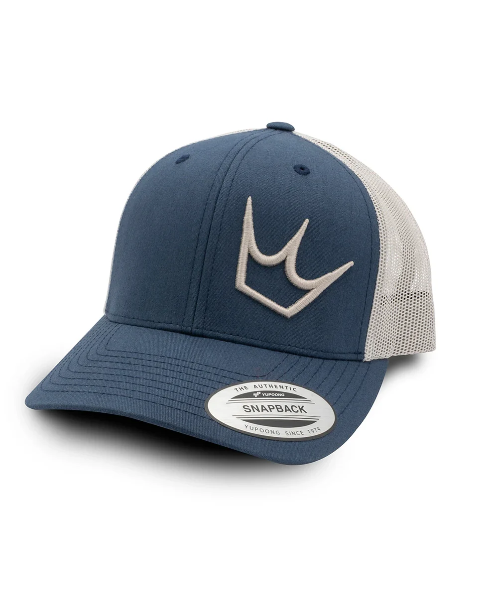 Peaty's Pub Wear Cap Trucker Cap - Crown - Navy/Silver